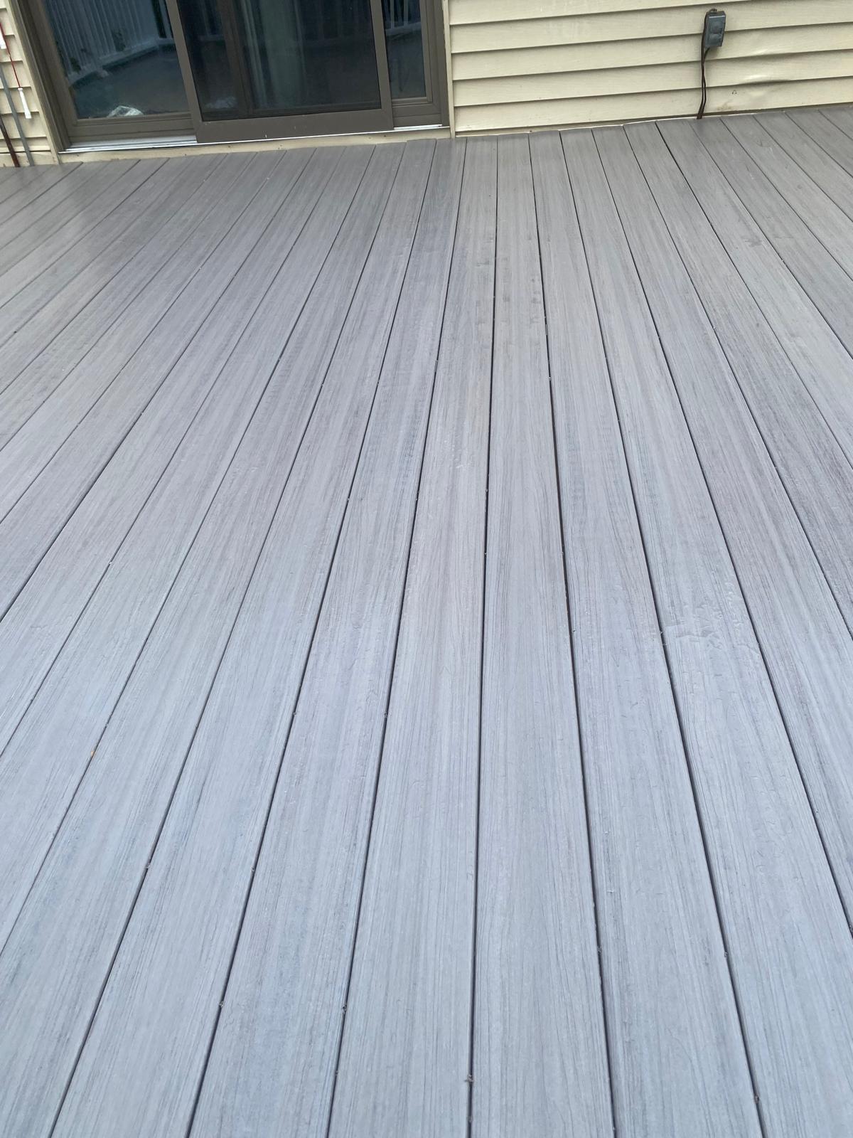 Pergola and privacy screen on backyard deck